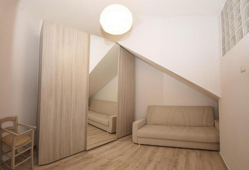 ベッドアンドブレックファースト Villa C Luxury Estate