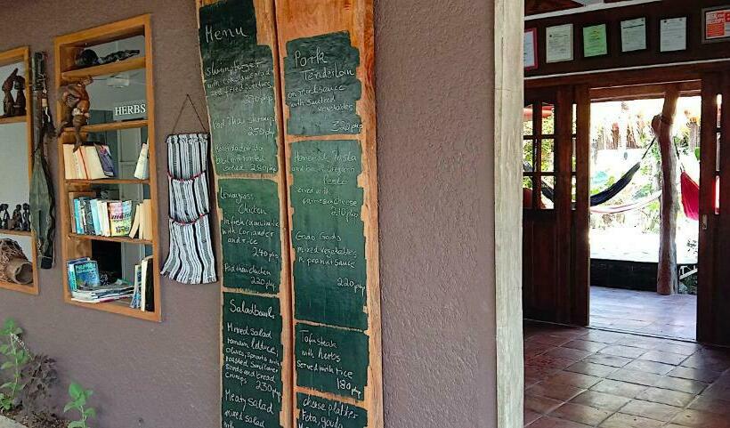 פנסיון Herbs Guest House And Restaurant Near The Sea