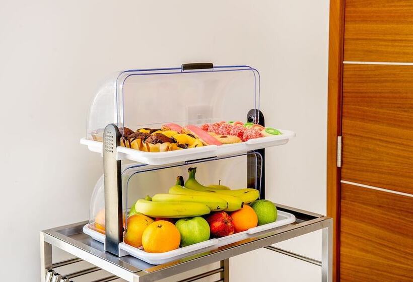 پانسیون South Wind Guesthouse