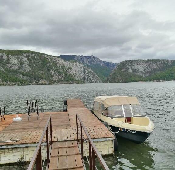 펜션 Vila Hercules