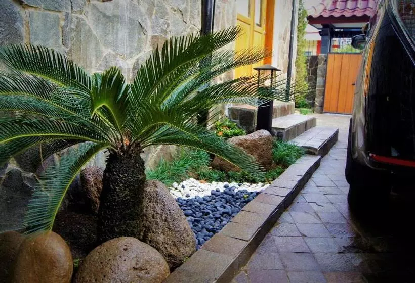Majatalo Villa Cabean Salatiga