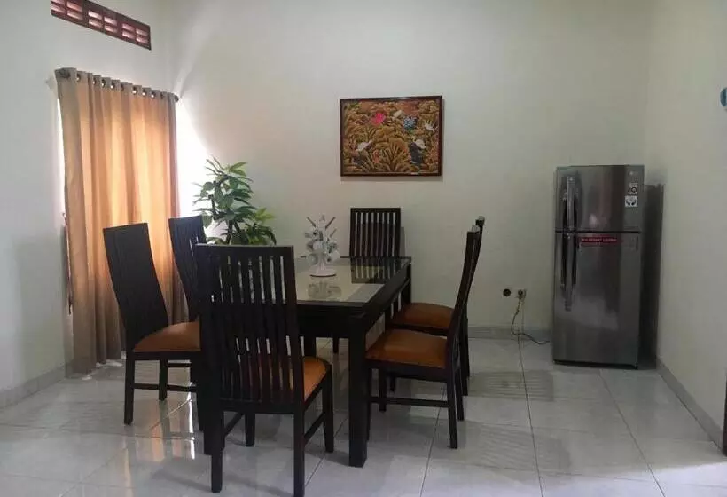 Majatalo Villa Cabean Salatiga