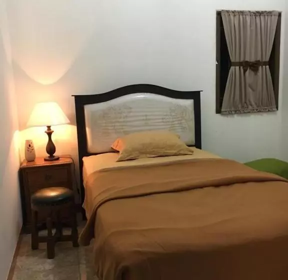 Majatalo Villa Cabean Salatiga