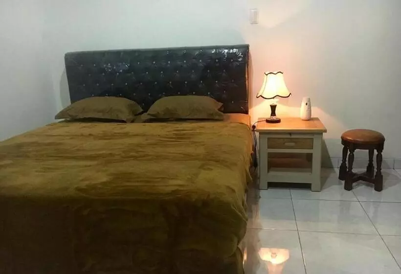 Majatalo Villa Cabean Salatiga