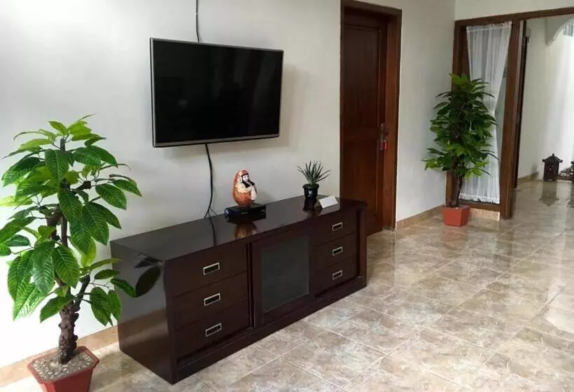 Majatalo Villa Cabean Salatiga