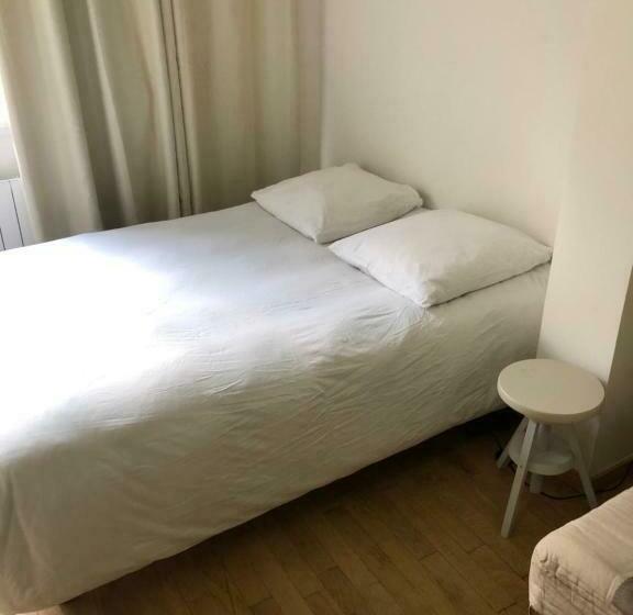 پانسیون Villa Des Iris