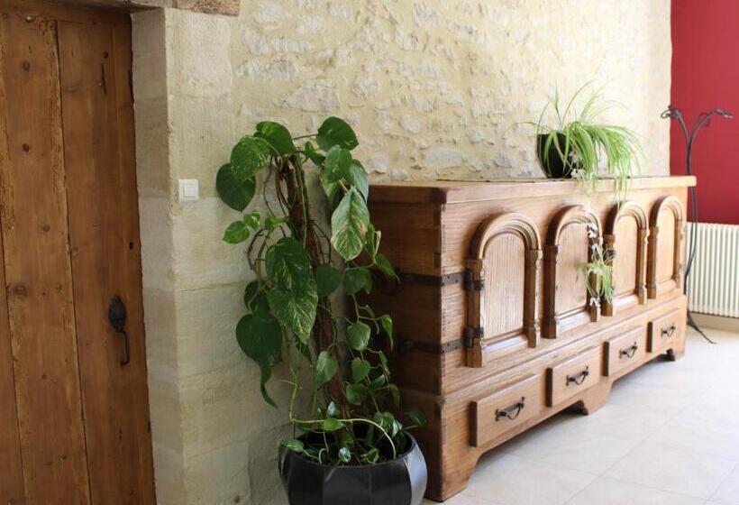 Bed and Breakfast Ancien Haras De La Tour