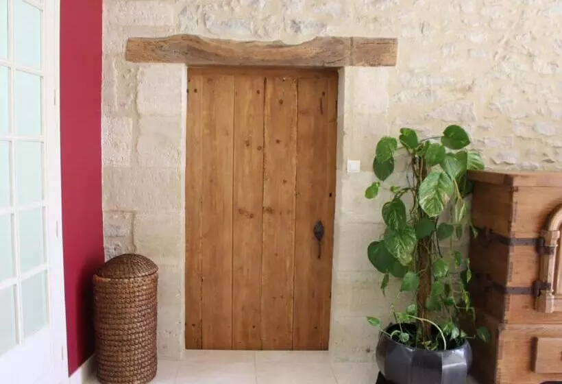 Aamiaismajoitus (B&B) Ancien Haras De La Tour