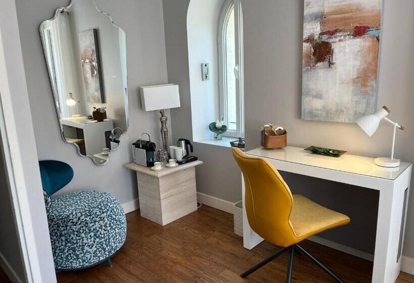 Bed and Breakfast Ancien Haras De La Tour