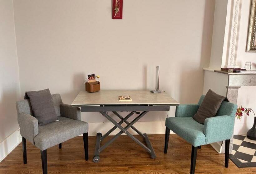 Bed and Breakfast Ancien Haras De La Tour