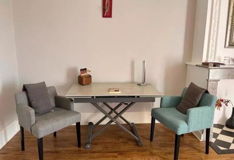 Aamiaismajoitus (B&B) Ancien Haras De La Tour