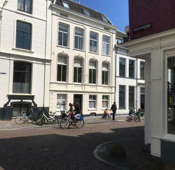 住宿加早餐 De Verrassing