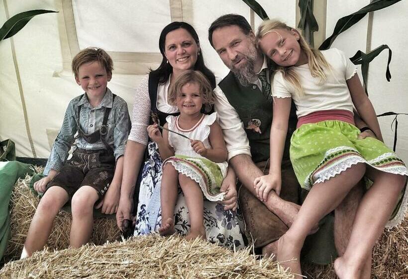 هتل Bauernhof Kure