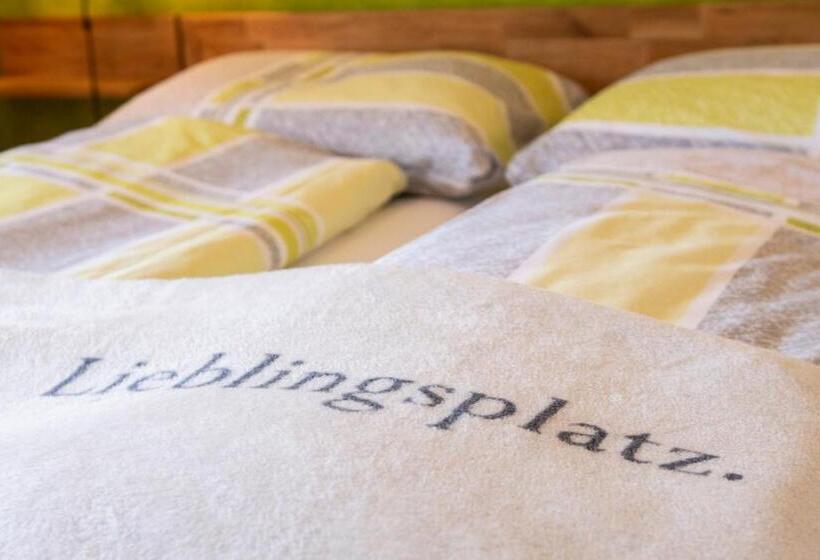 هتل Bauernhof Kure