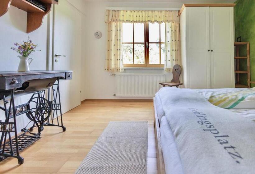 هتل Bauernhof Kure