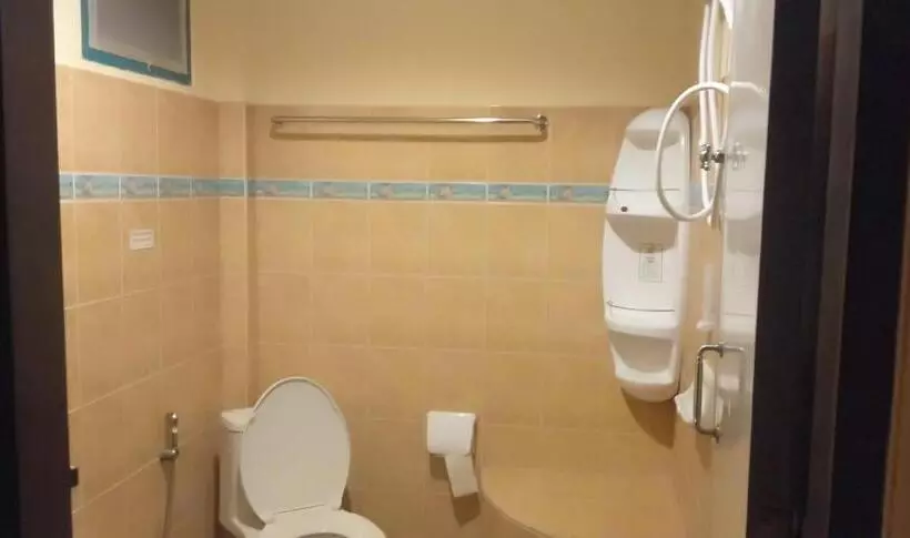 Hotelli Tropicana Khophagan Resort