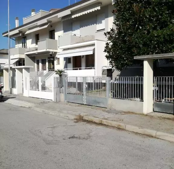 پانسیون B&b Verrazzano Affittacamere