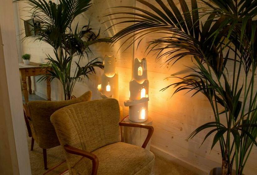 Pensjonat Sasaràl Suites