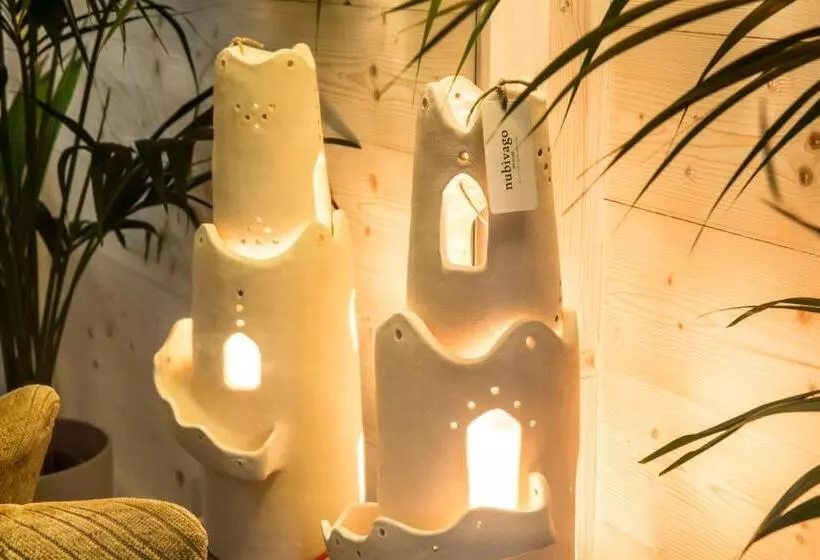 Majatalo Sasaràl Suites