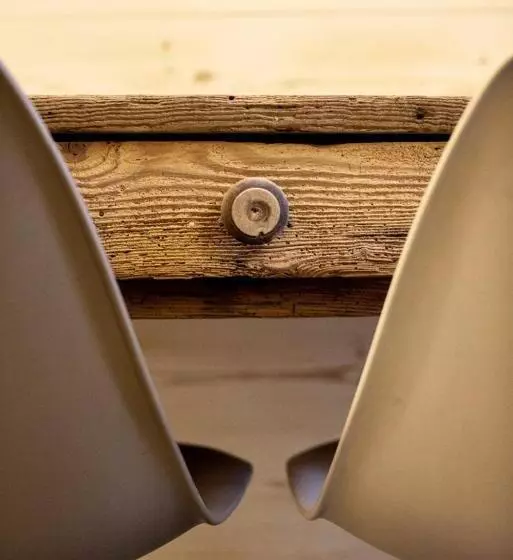 Majatalo Sasaràl Suites