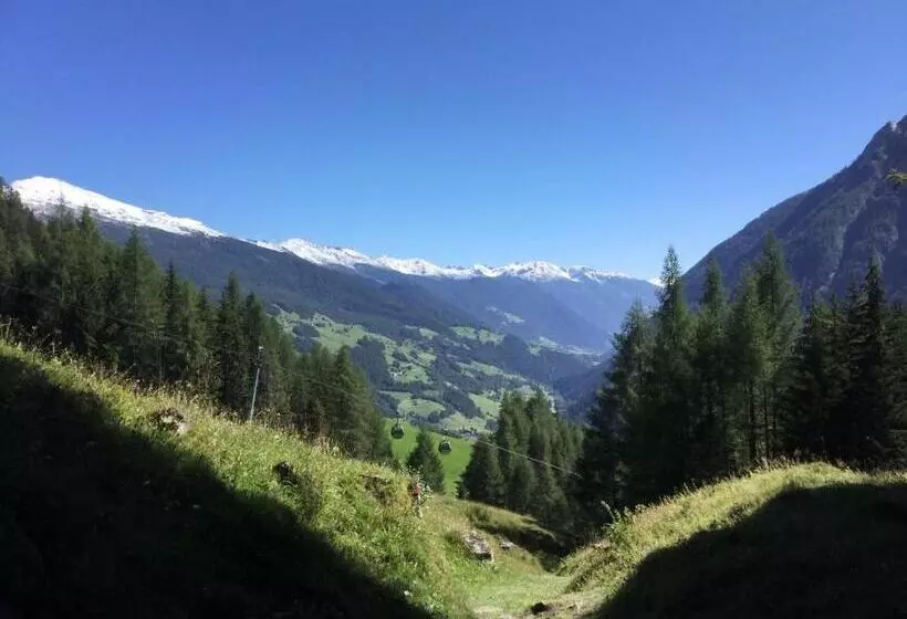 ペンション Villa Brandstätter