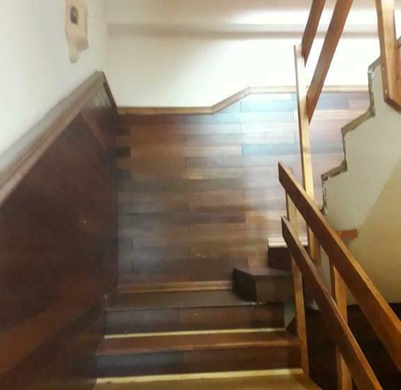 هاستل Sunset Inn