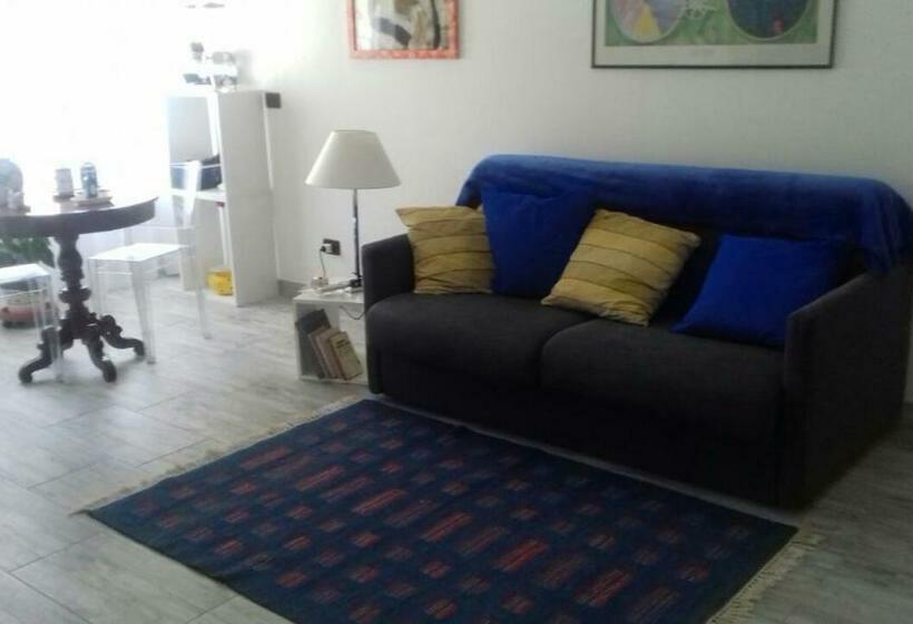 تختخواب و صبحانه A Casa Di Renata