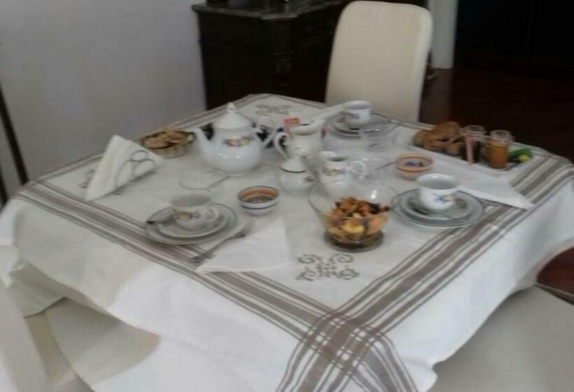 تختخواب و صبحانه A Casa Di Renata