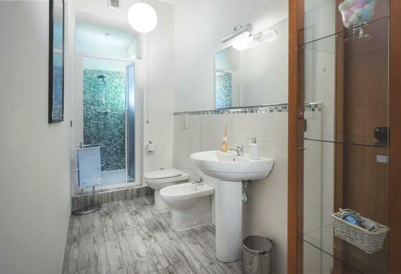 تختخواب و صبحانه A Casa Di Renata