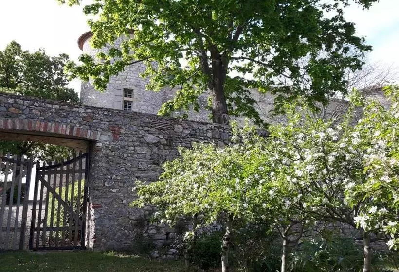 Bed and Breakfast Château De Rousson