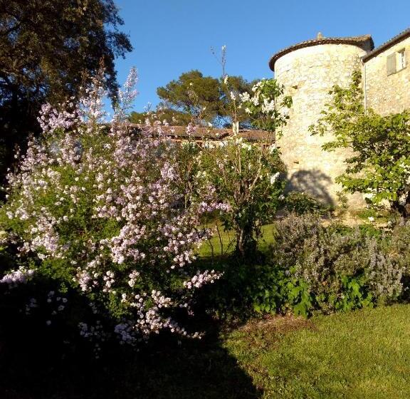 住宿加早餐  Château De Rousson