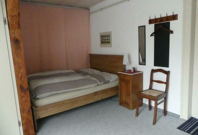 住宿加早餐  Gästezimmer John