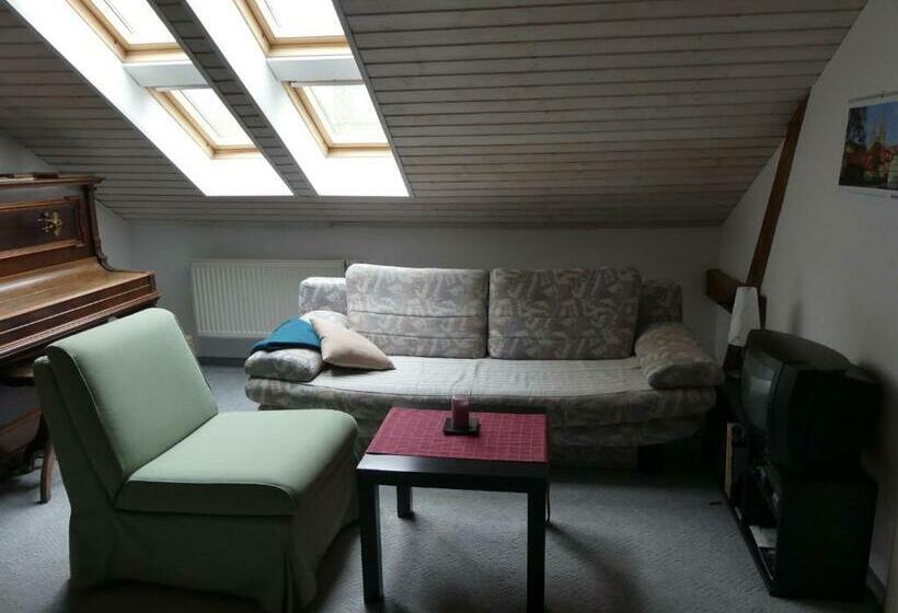 住宿加早餐  Gästezimmer John