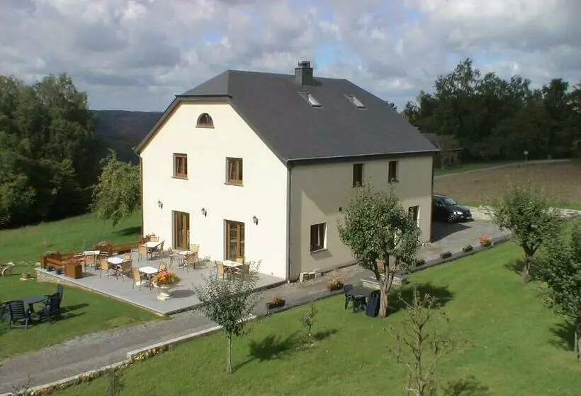 ベッドアンドブレックファースト L Orchidée