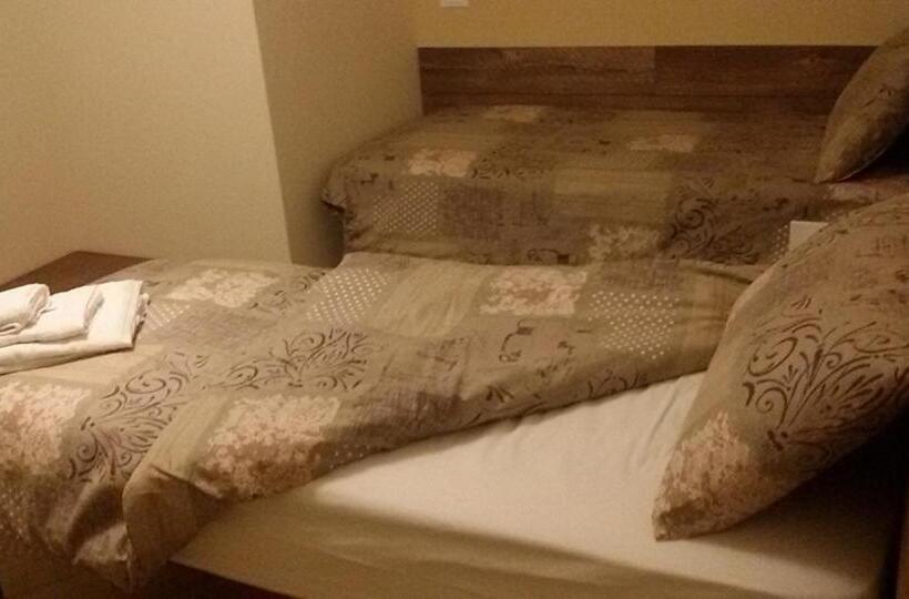 住宿加早餐  Roma Fuori Porta