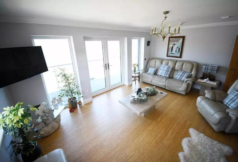 Heatherfield House B&b