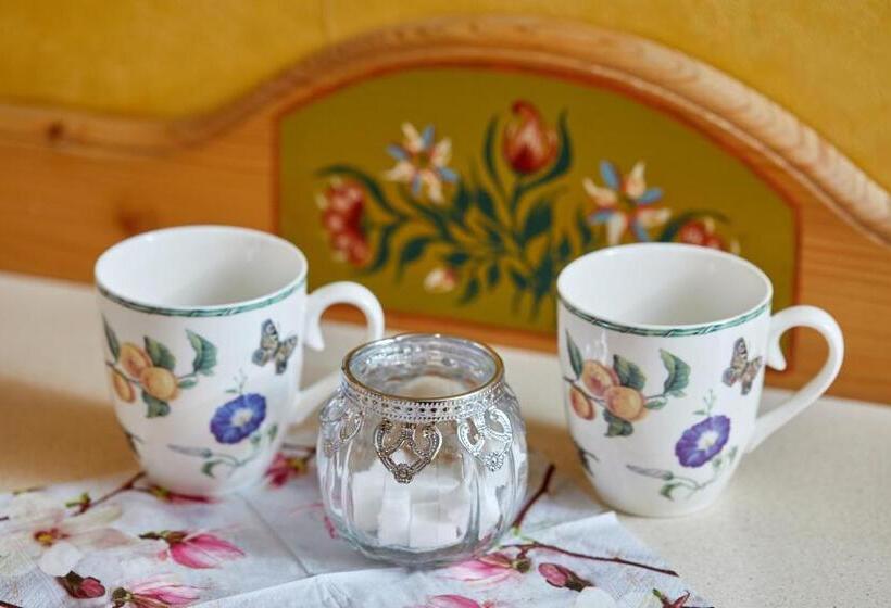 پانسیون Historisches Gästehaus Au Faucon