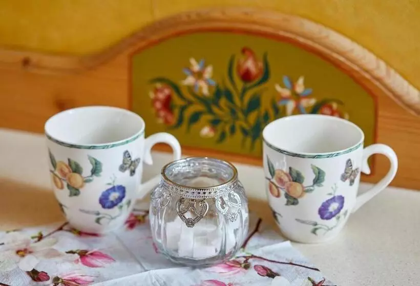 ペンション Historisches Gästehaus Au Faucon