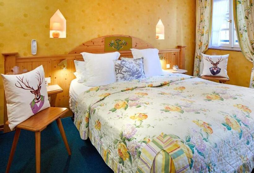 پانسیون Historisches Gästehaus Au Faucon