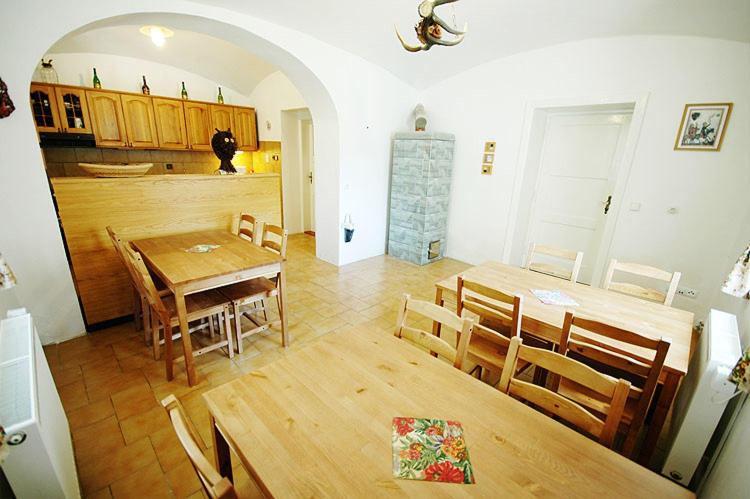 بنسيون Myslivna