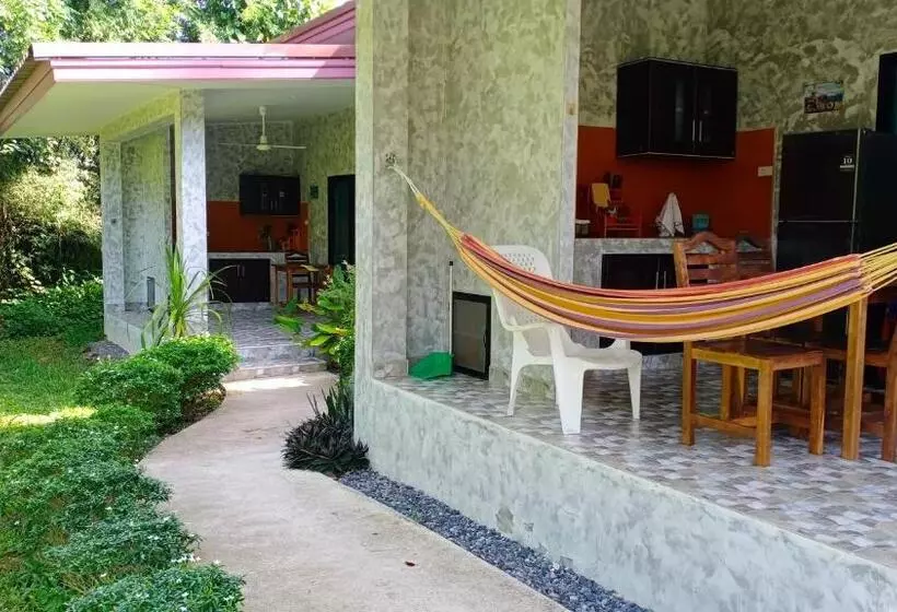هاستل Nananuira Apartment And Room