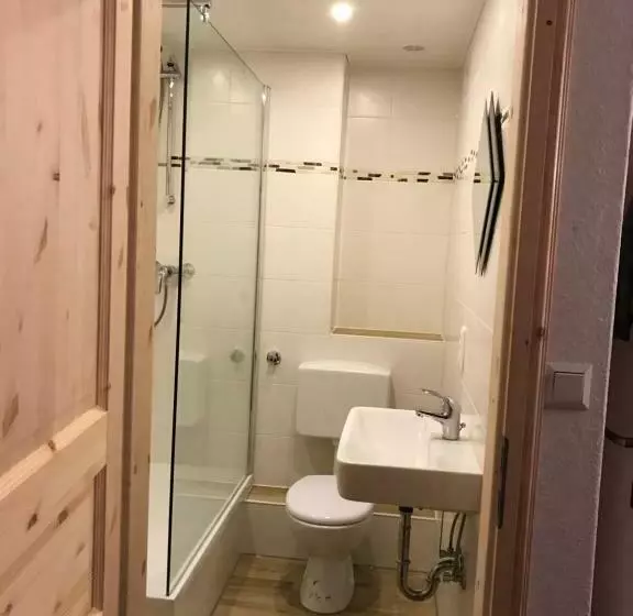 Aamiaismajoitus (B&B) Albi S   Hh Airport