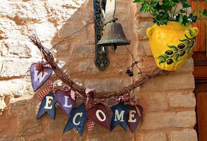 ベッドアンドブレックファースト Casannunziata Appartamento Con 2 Camere No Cucina