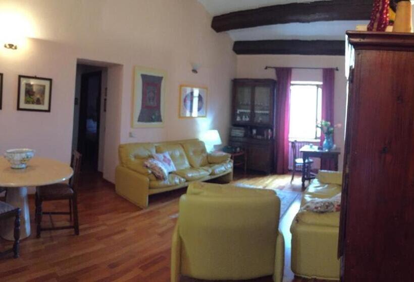 ベッドアンドブレックファースト Casannunziata Appartamento Con 2 Camere No Cucina