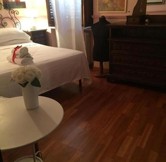 ベッドアンドブレックファースト Casannunziata Appartamento Con 2 Camere No Cucina