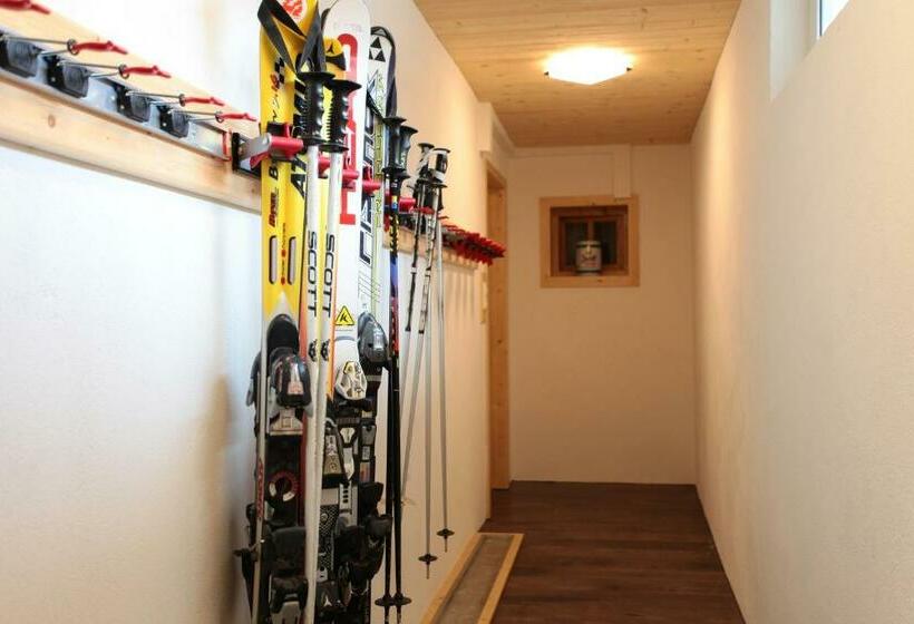 مبيت وإفطار Haus Derra