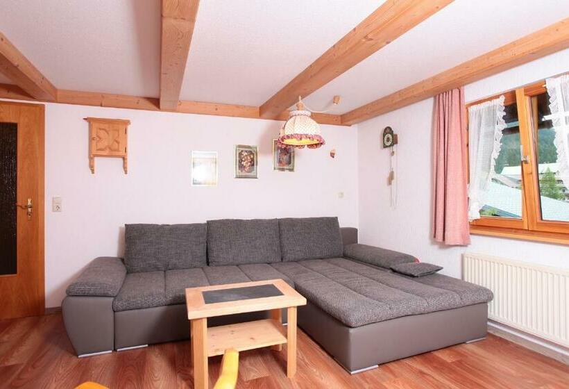 مبيت وإفطار Haus Derra