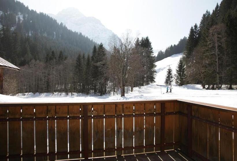 مبيت وإفطار Haus Derra