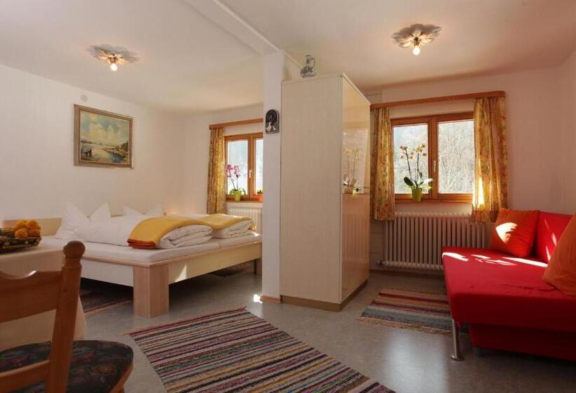 مبيت وإفطار Haus Derra