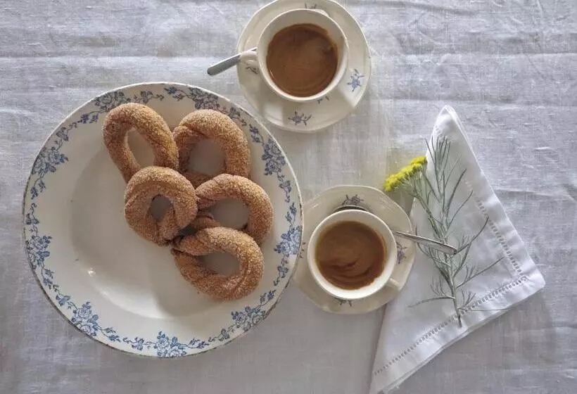 Aamiaismajoitus (B&B) I Calleri Garden And Rooms